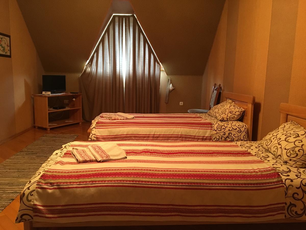 Hotel Svitlytsia Técső Kültér fotó