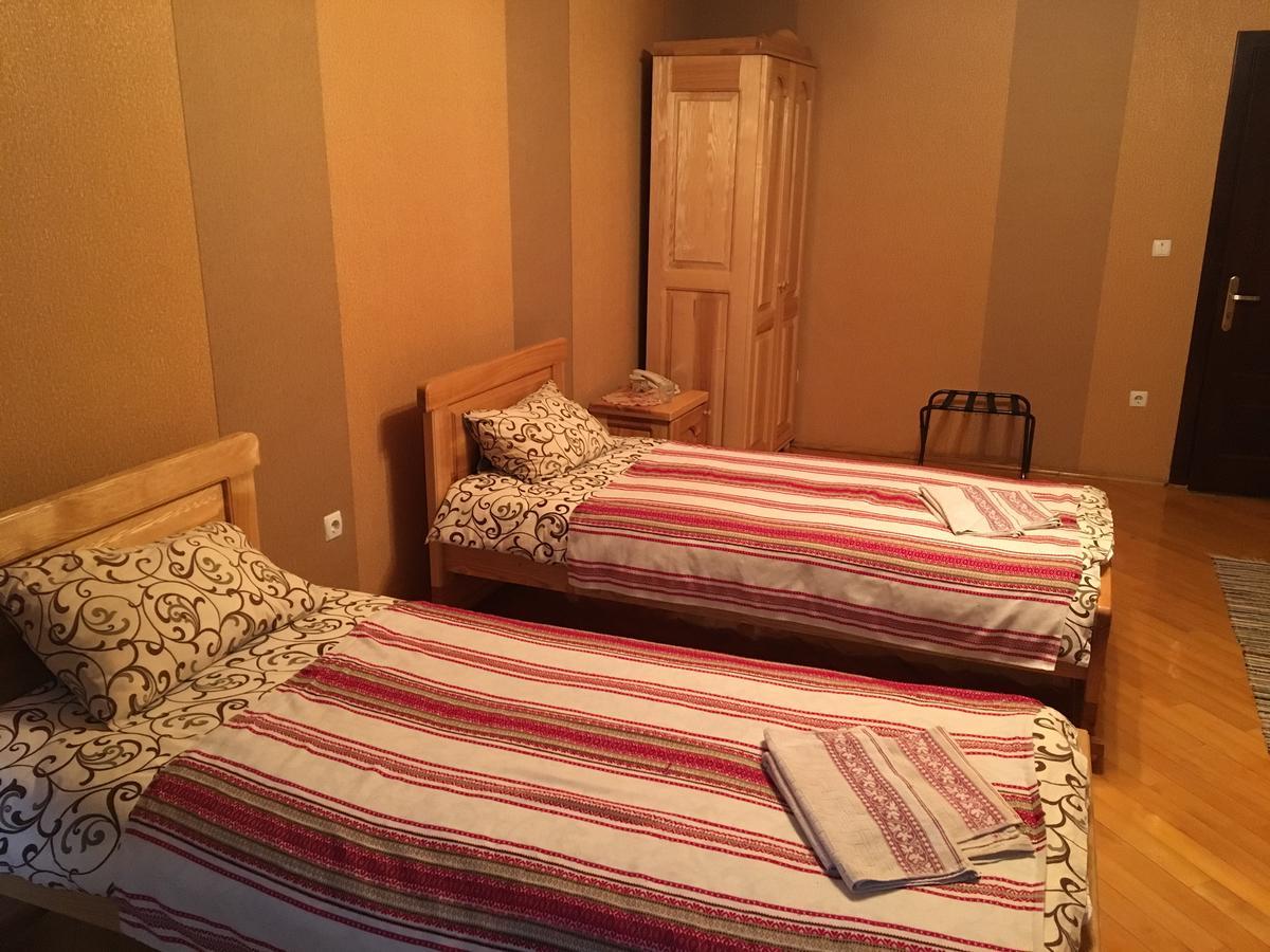 Hotel Svitlytsia Técső Kültér fotó